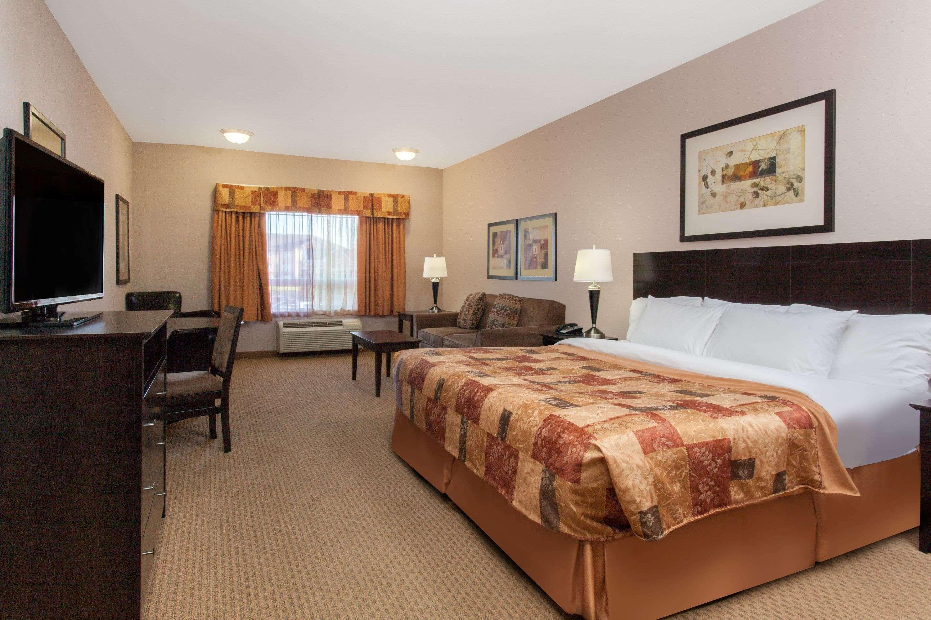 Ramada By Wyndham Brooks Hotel Luaran gambar