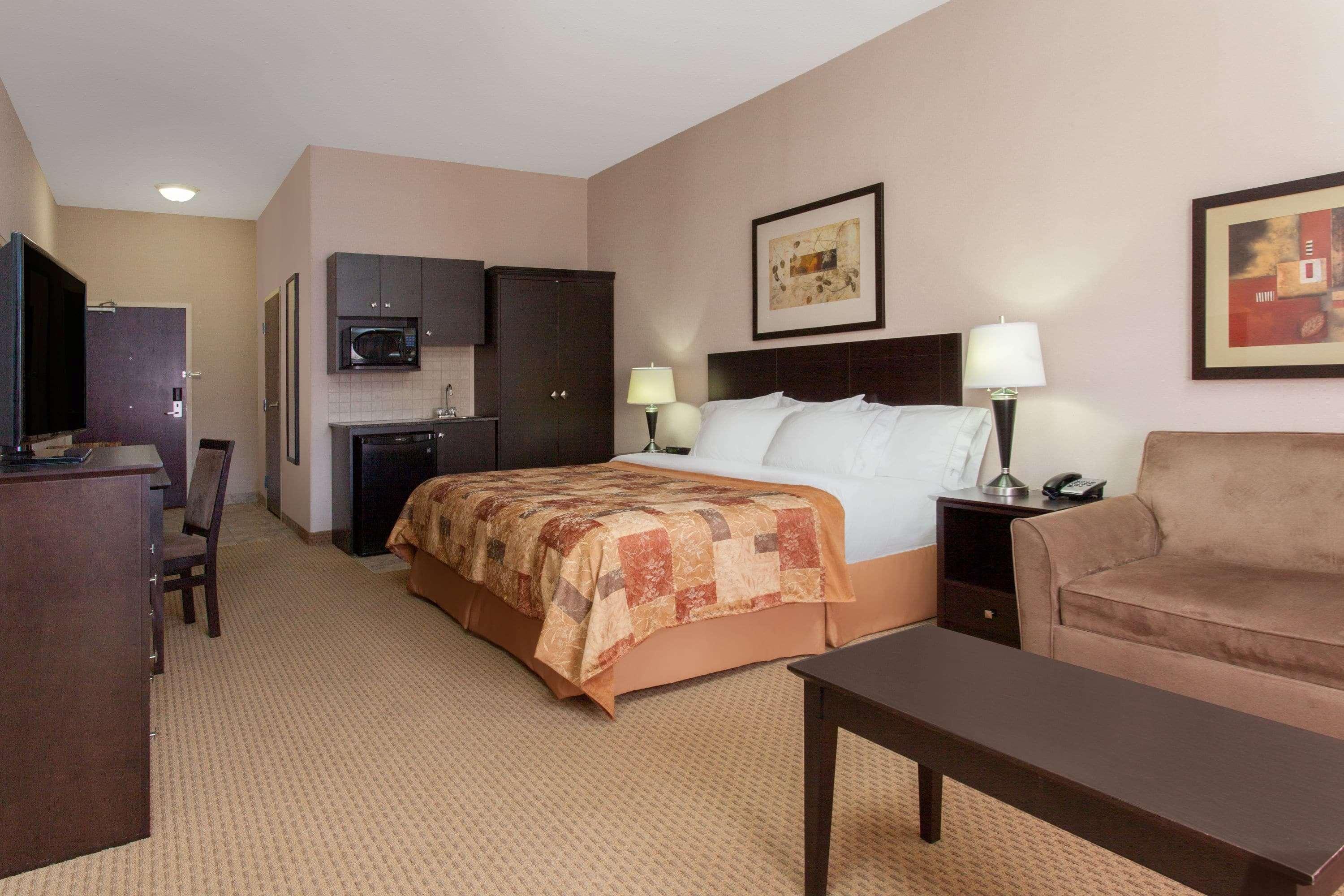 Ramada By Wyndham Brooks Hotel Luaran gambar